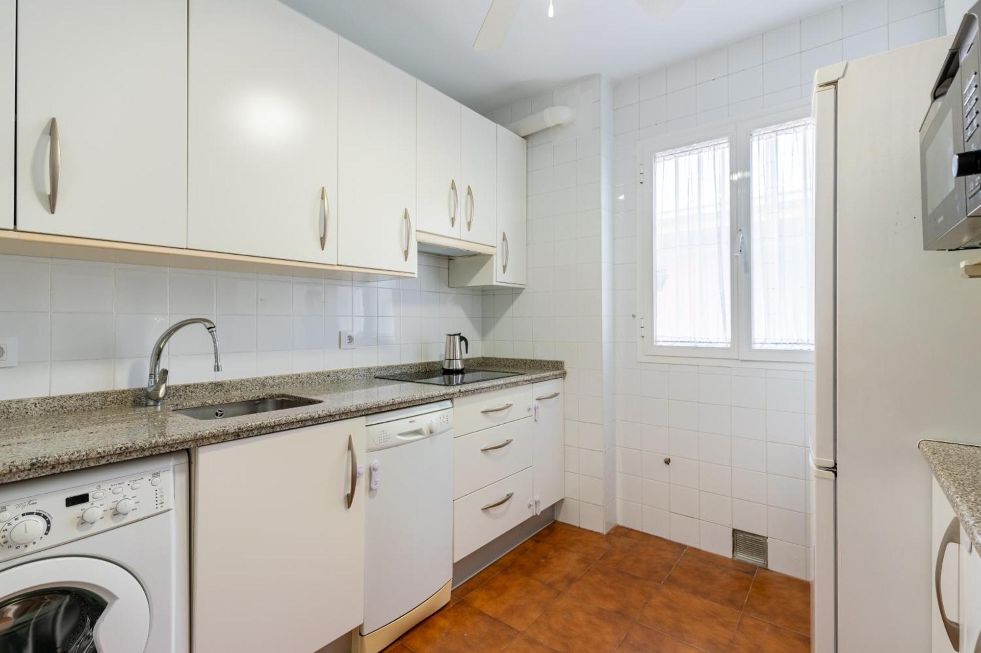 San Bernardo By Thegoodtourist Apartment เซบีญา ภายนอก รูปภาพ